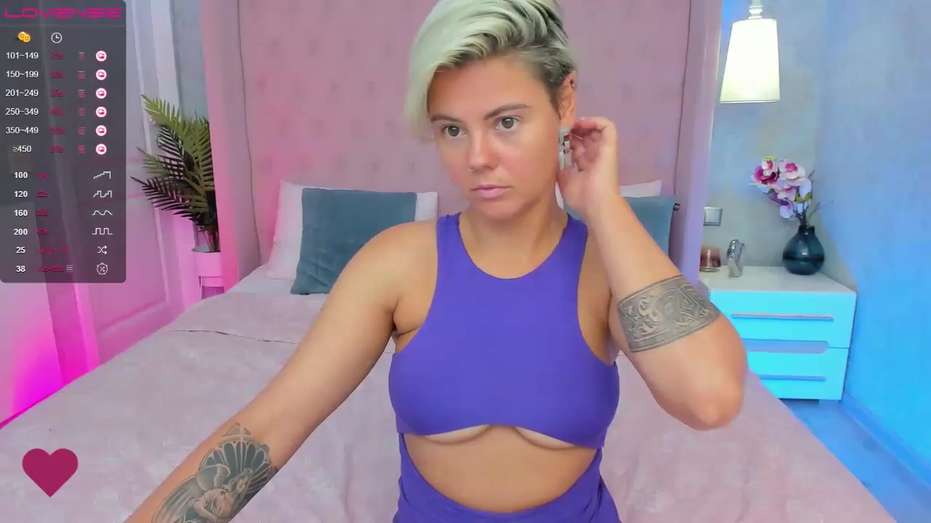 Gallery image thumbnail from AliCooper_'s myfreecams stream on, 07/23/2023, 10:14 image 19 of 20