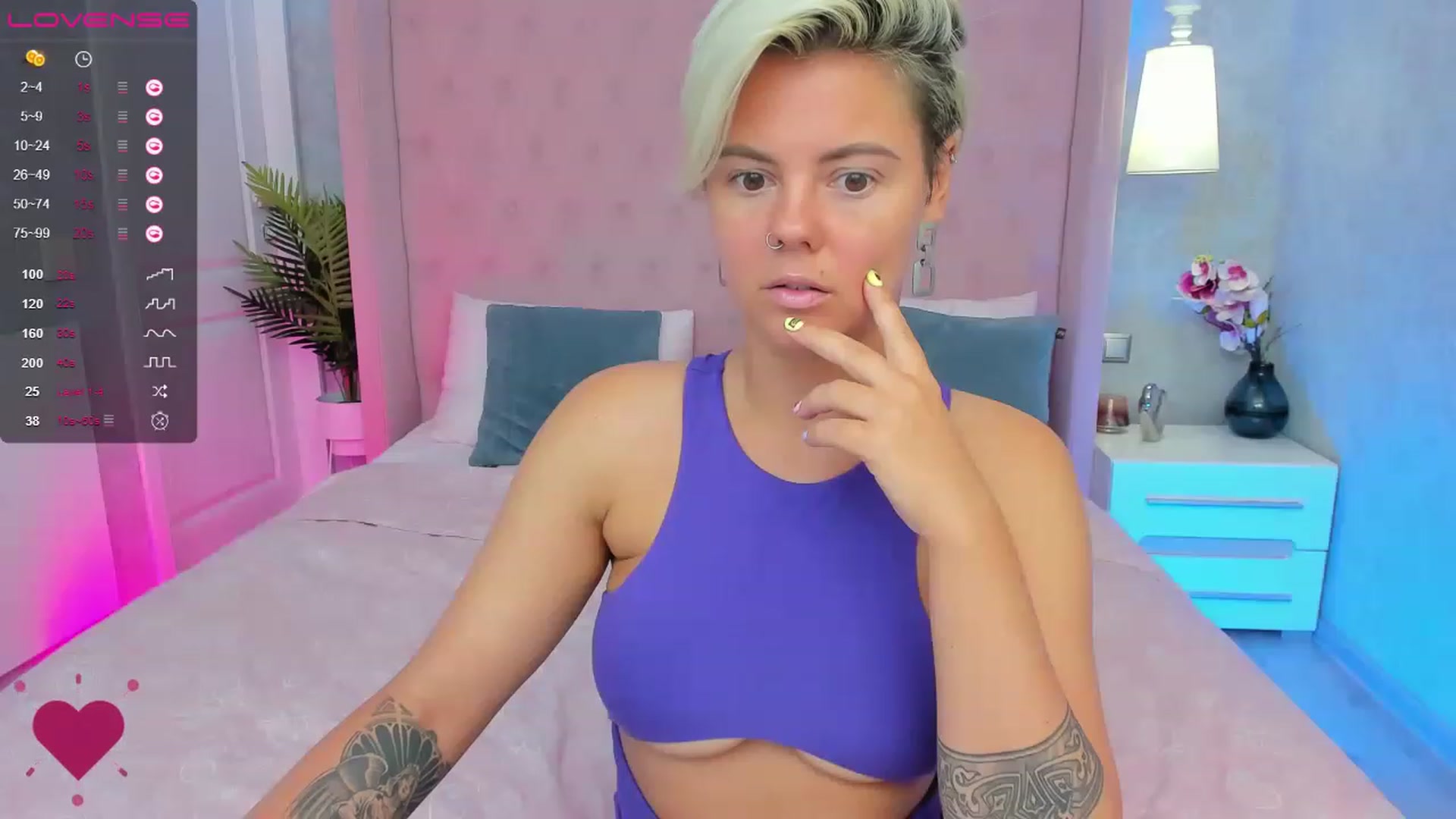 Gallery image thumbnail from AliCooper_'s myfreecams stream on, 07/23/2023, 10:14 image 17 of 20