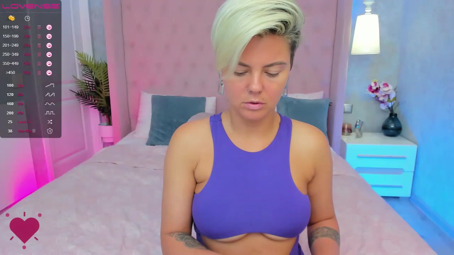 Gallery image thumbnail from AliCooper_'s myfreecams stream on, 07/23/2023, 10:14 image 16 of 20