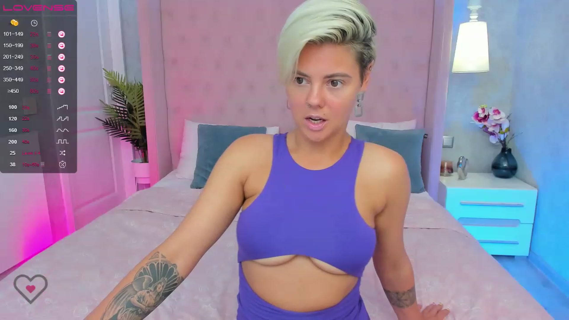 Gallery image thumbnail from AliCooper_'s myfreecams stream on, 07/23/2023, 10:14 image 13 of 20