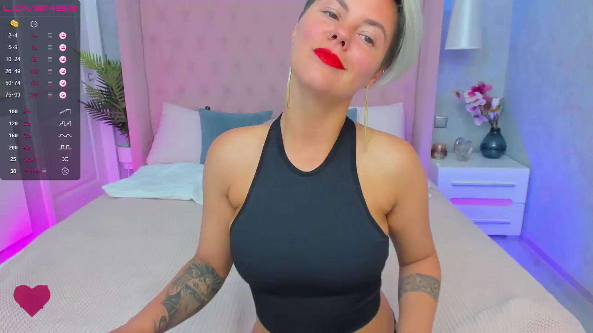 Gallery image thumbnail from AliCooper_'s myfreecams stream on, 07/31/2023, 17:24 image 1 of 20