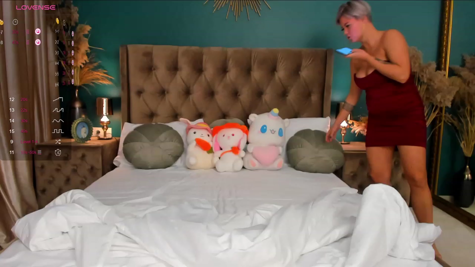 Gallery image thumbnail from AliCooper_'s myfreecams stream on, 12/08/2023, 18:48 image 6 of 20