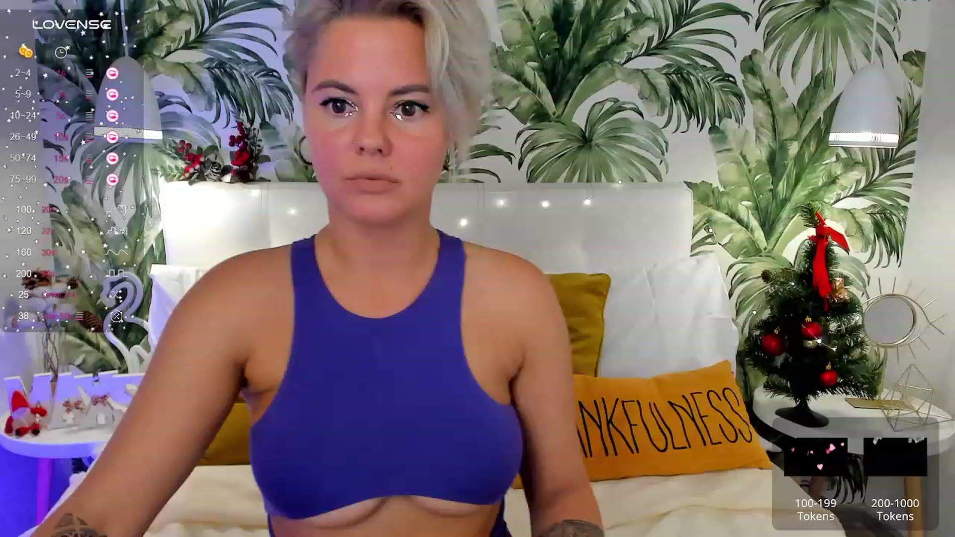 Gallery image thumbnail from AliCooper_'s myfreecams stream on, 12/24/2023, 10:10 image 20 of 20