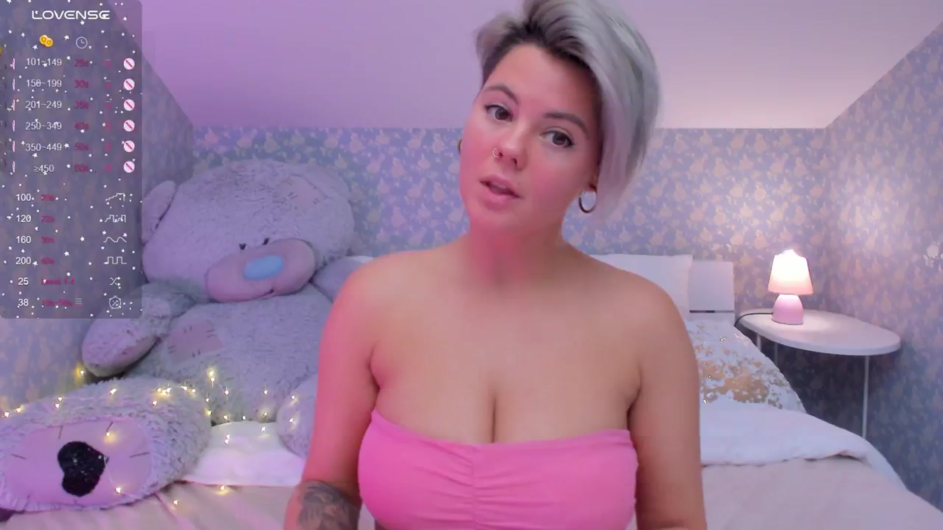 Gallery image thumbnail from AliCooper_'s myfreecams stream on, 01/31/2024, 10:11 image 2 of 20