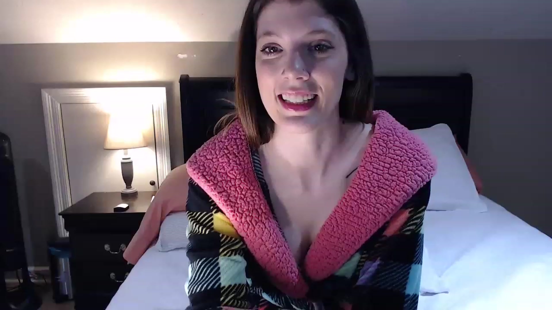 Gallery image thumbnail from AliFoxxie's myfreecams stream on, 05/09/2023, 03:26 image 16 of 20