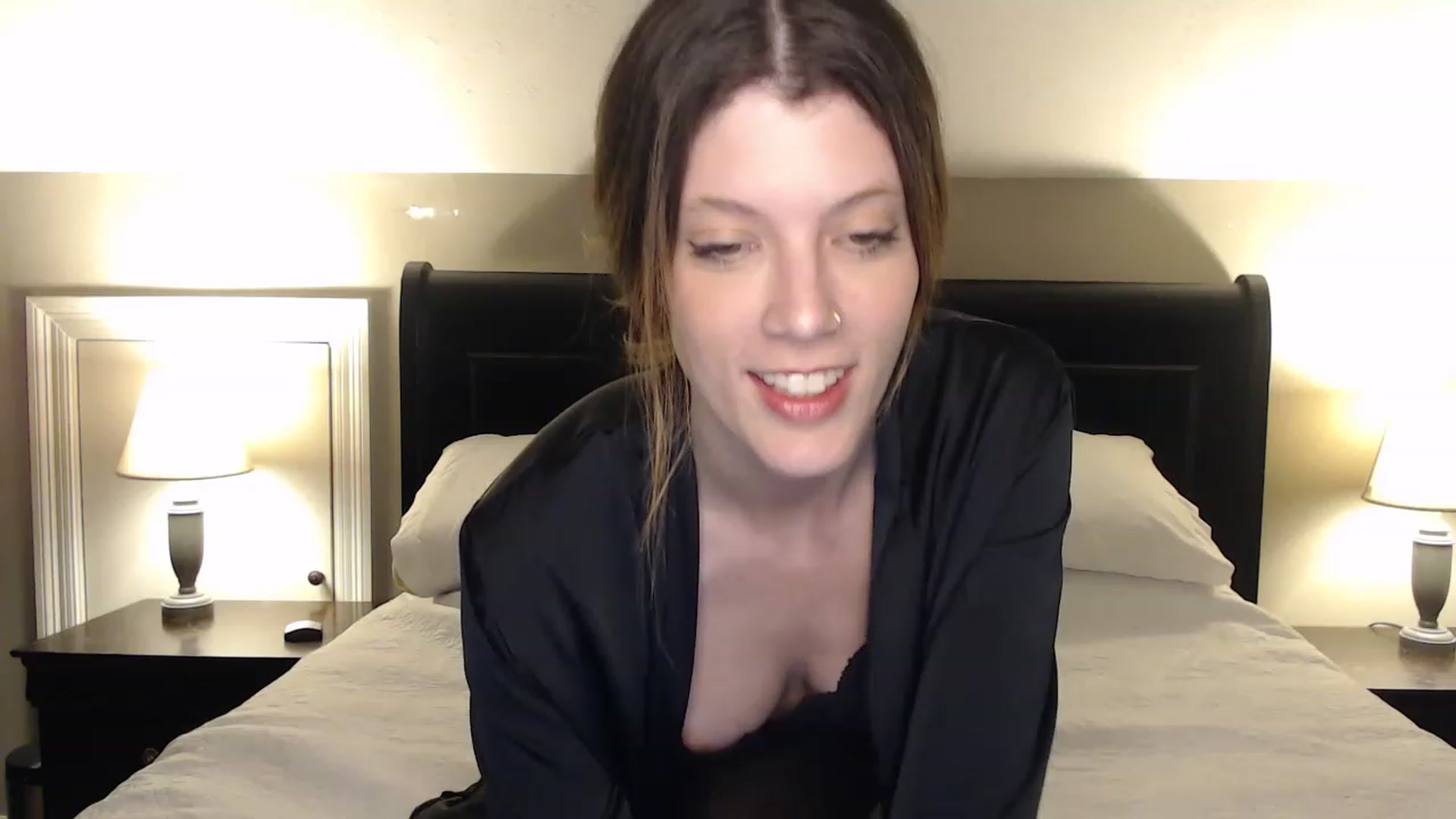 Gallery image thumbnail from AliFoxxie's myfreecams stream on, 06/06/2023, 01:43 image 15 of 20