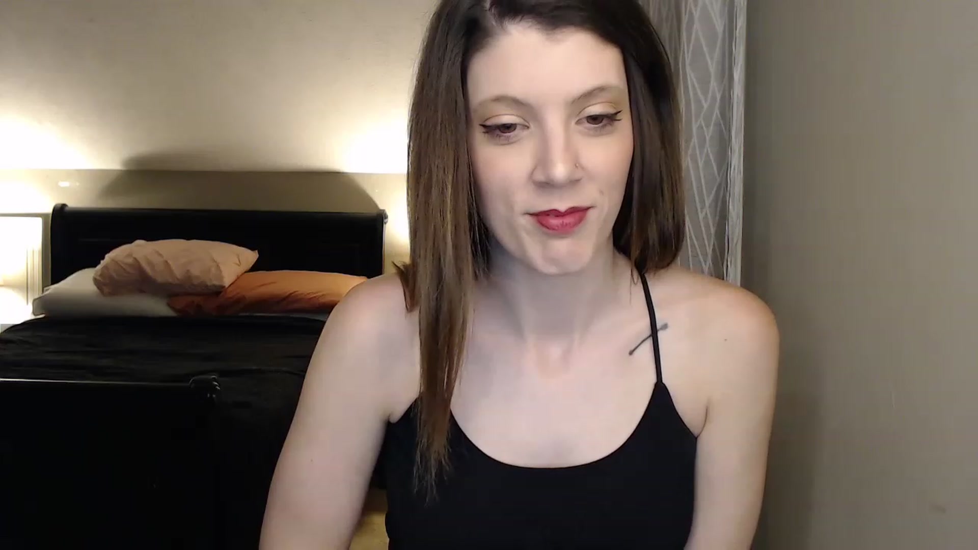 Gallery image thumbnail from Ali_Foxx's myfreecams stream on, 03/28/2023, 02:33 image 2 of 20