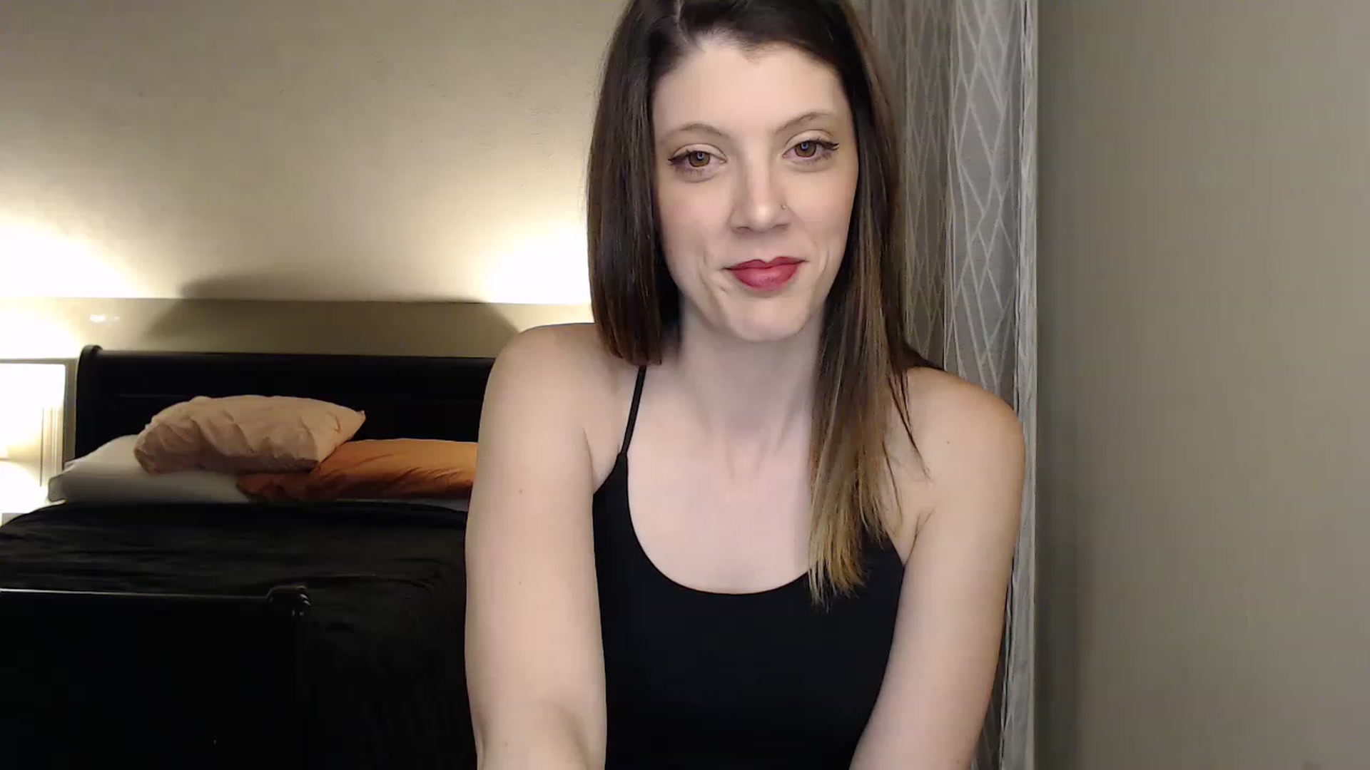 Gallery image thumbnail from Ali_Foxx's myfreecams stream on, 03/28/2023, 02:33 image 5 of 20