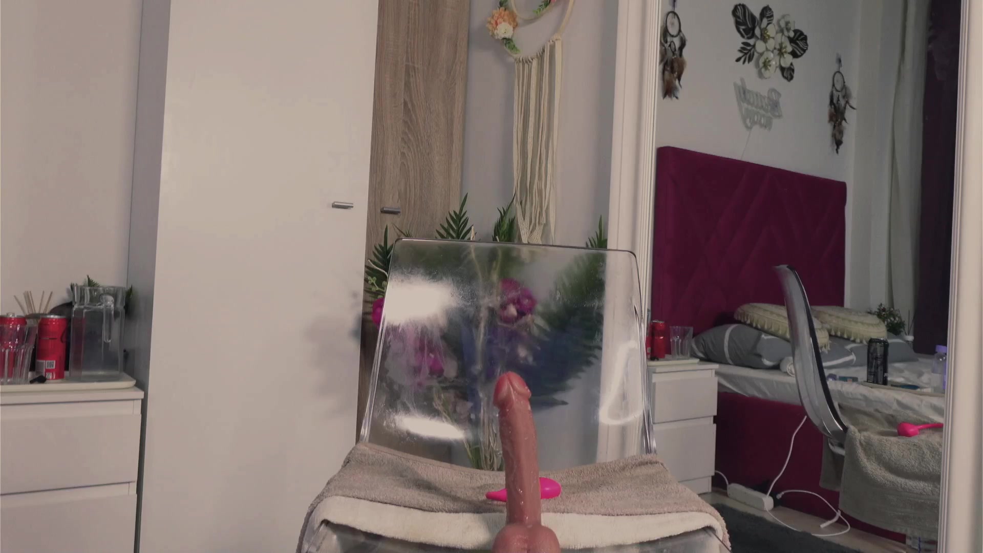 Gallery image thumbnail from Ali_yv's myfreecams stream on, 10/10/2025, 14:09 image 9 of 20