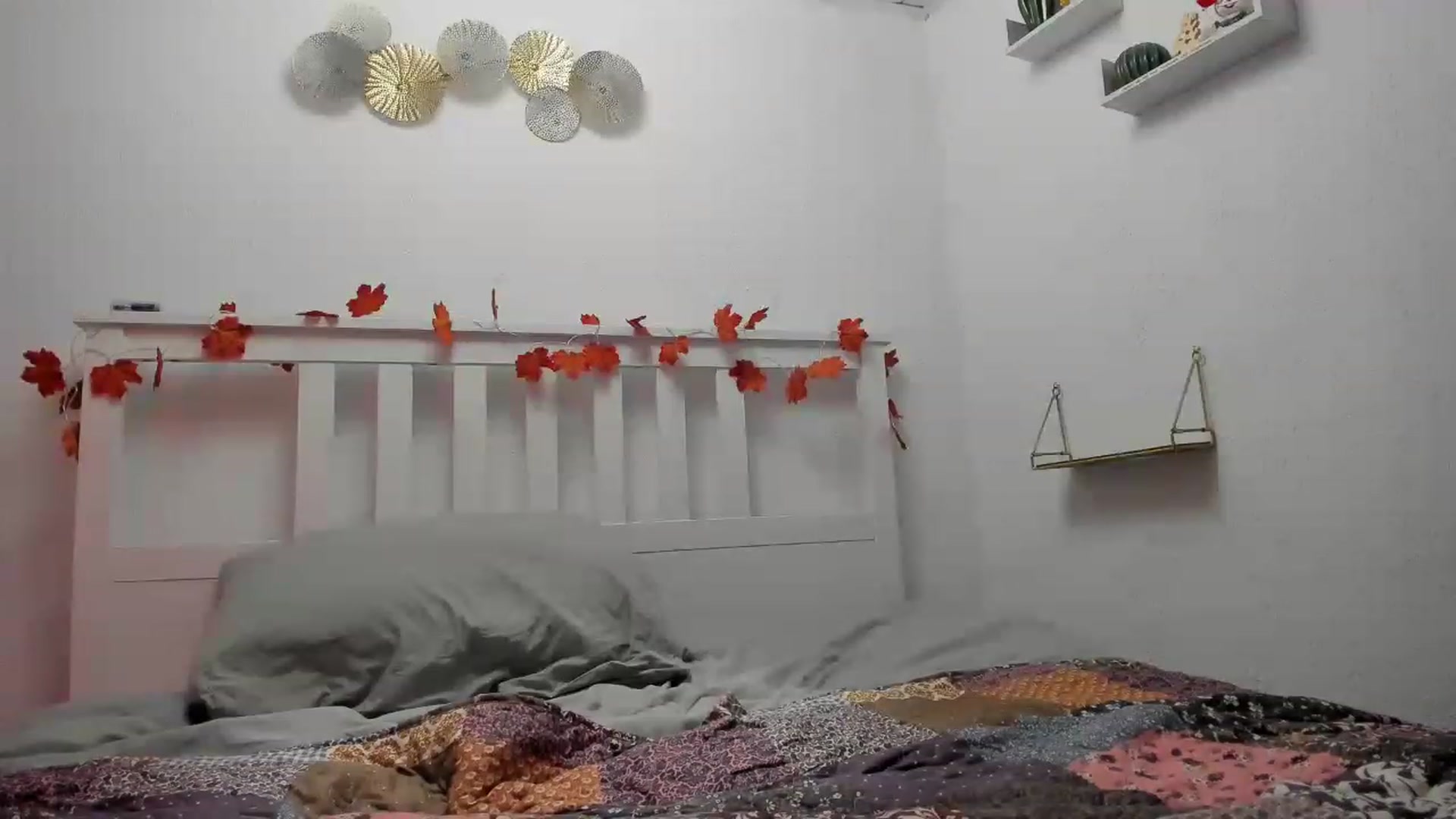 Gallery image thumbnail from Aliannaa's myfreecams stream on, 11/14/2022, 19:12 image 15 of 20