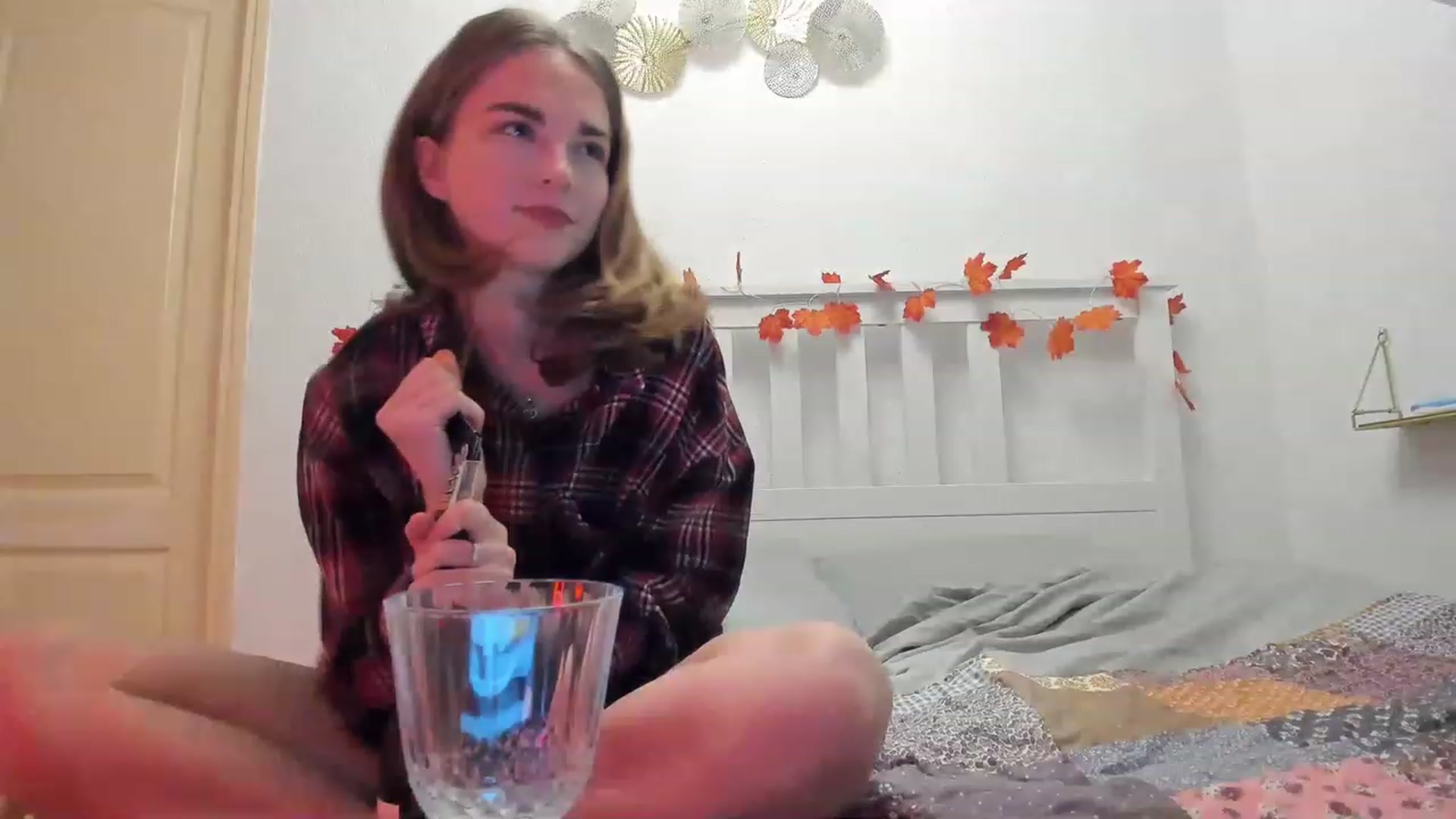 Gallery image thumbnail from Aliannaa's myfreecams stream on, 11/19/2022, 18:10 image 6 of 20
