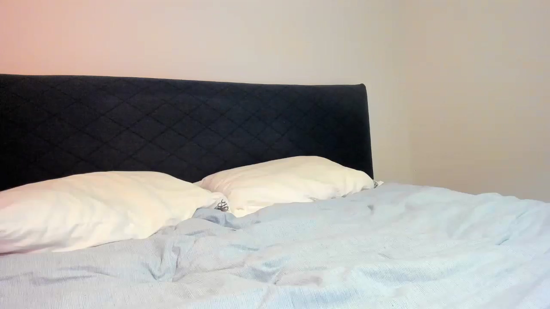 Gallery image thumbnail from Aliannaa's myfreecams stream on, 12/05/2022, 18:03 image 16 of 20