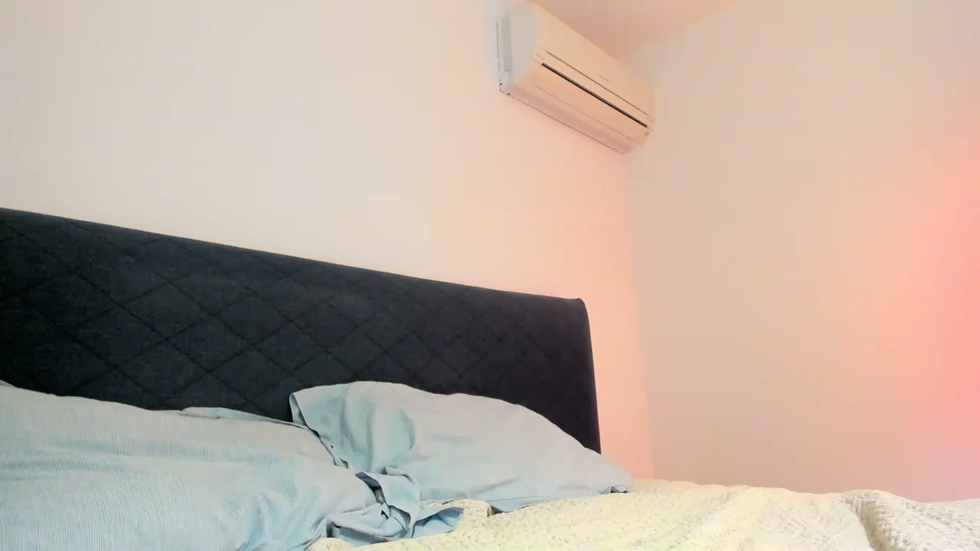 Gallery image thumbnail from Aliannaa's myfreecams stream on, 12/09/2022, 18:30 image 13 of 20