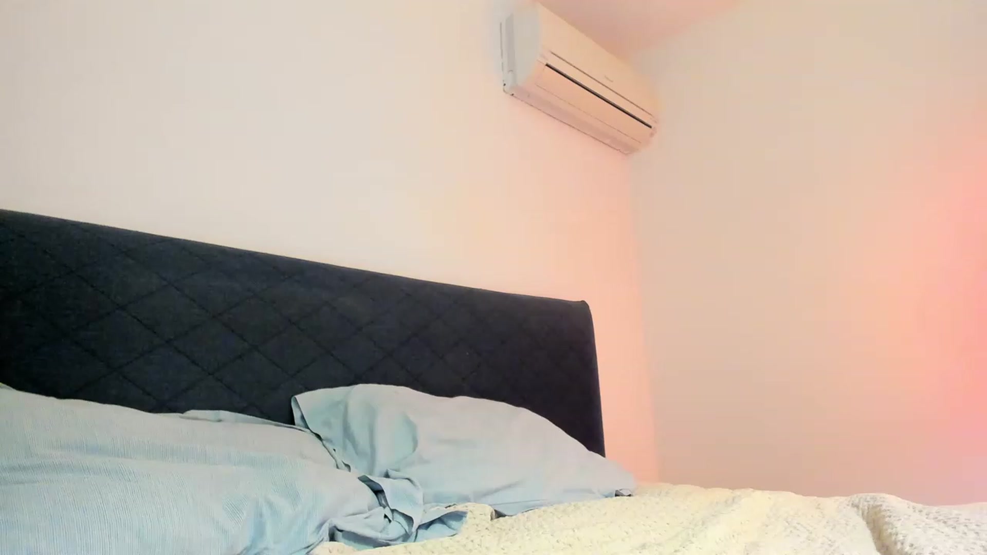 Gallery image thumbnail from Aliannaa's myfreecams stream on, 12/09/2022, 18:30 image 12 of 20