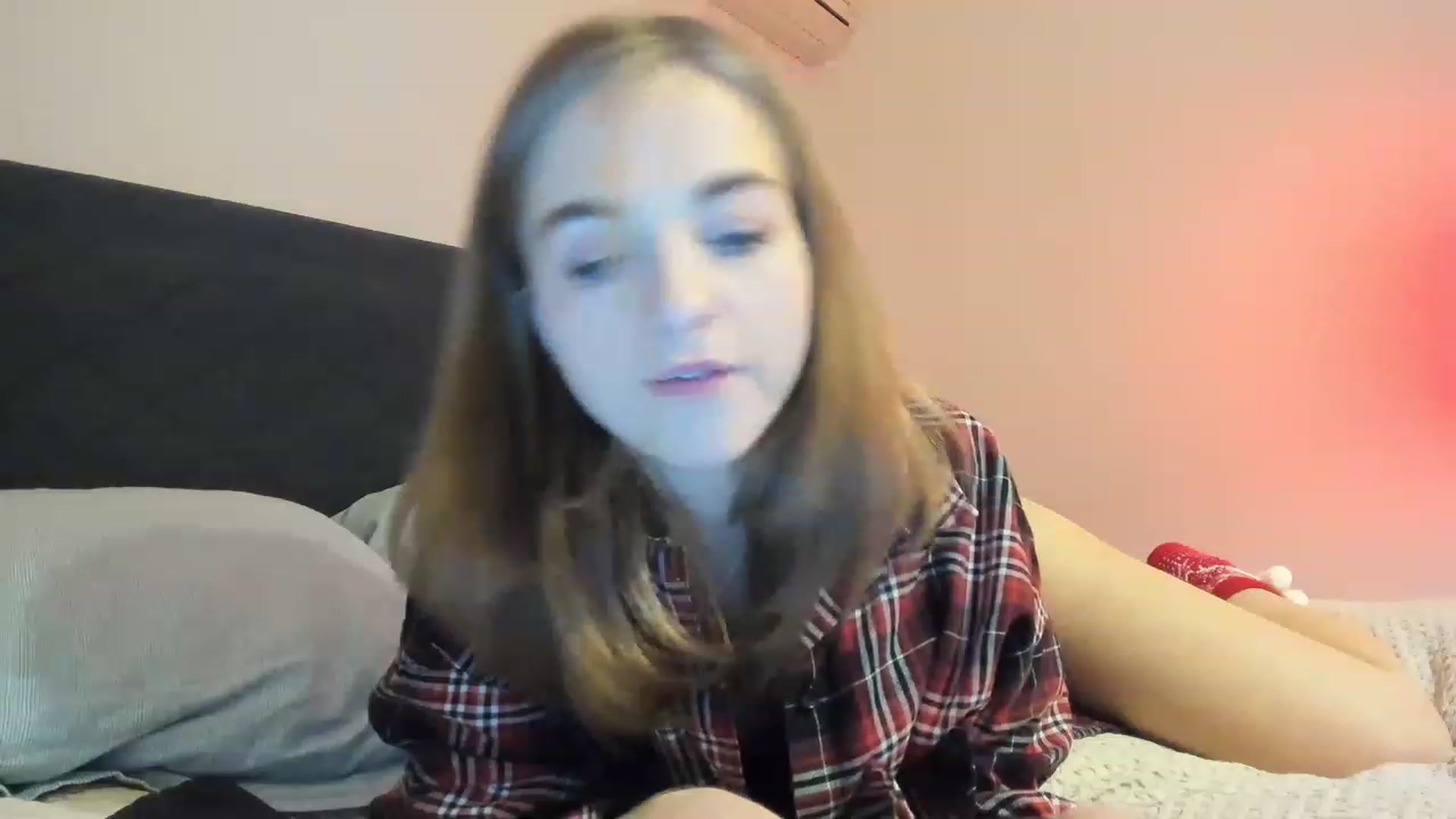Gallery image thumbnail from Aliannaa's myfreecams stream on, 12/09/2022, 18:45 image 19 of 20