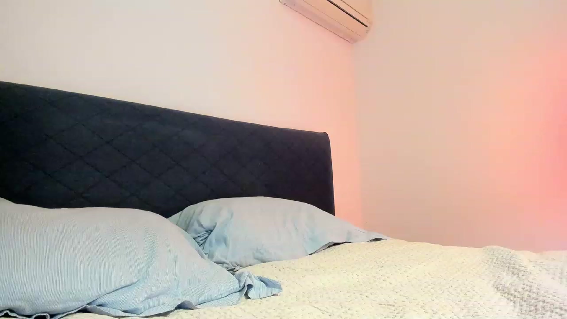Gallery image thumbnail from Aliannaa's myfreecams stream on, 12/09/2022, 18:45 image 2 of 20