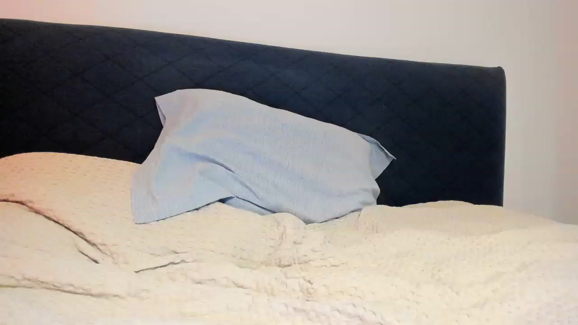 Gallery image thumbnail from Aliannaa's myfreecams stream on, 12/11/2022, 19:29 image 12 of 20