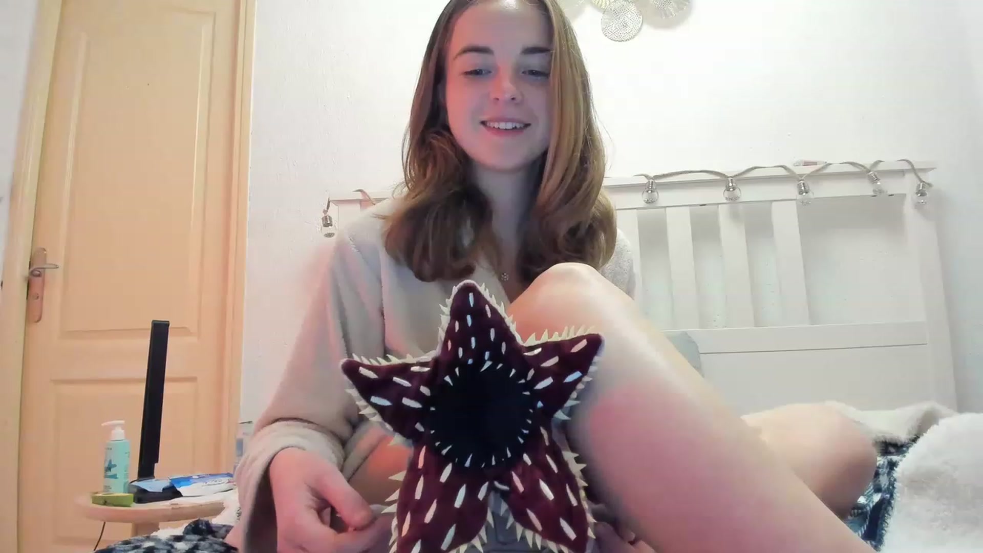Gallery image thumbnail from Aliannaa's myfreecams stream on, 01/06/2023, 21:22 image 10 of 20