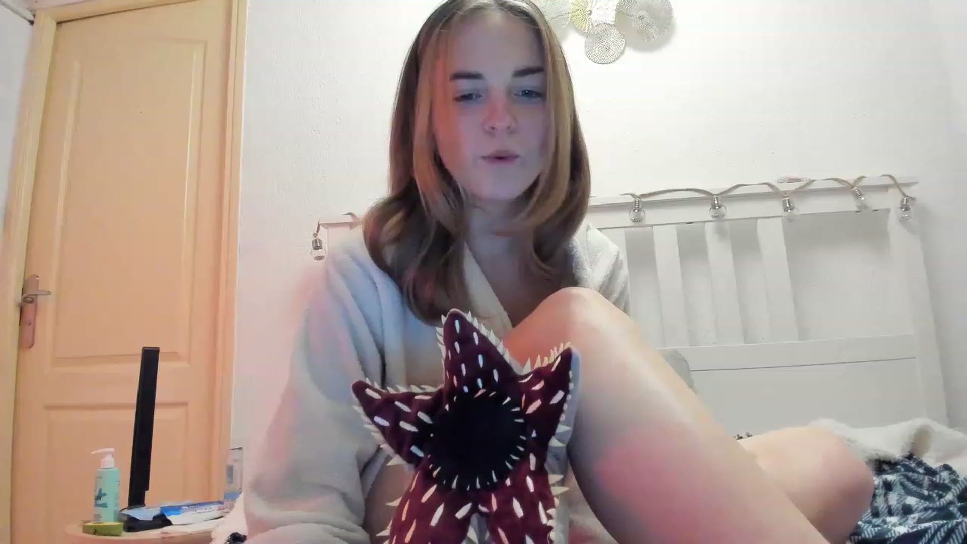 Gallery image thumbnail from Aliannaa's myfreecams stream on, 01/06/2023, 21:22 image 1 of 20