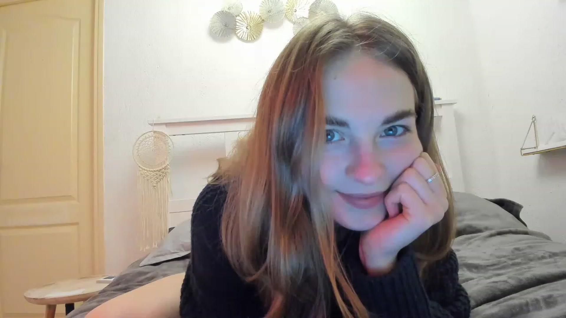 Gallery image thumbnail from Aliannaa's myfreecams stream on, 01/20/2023, 18:56 image 9 of 20