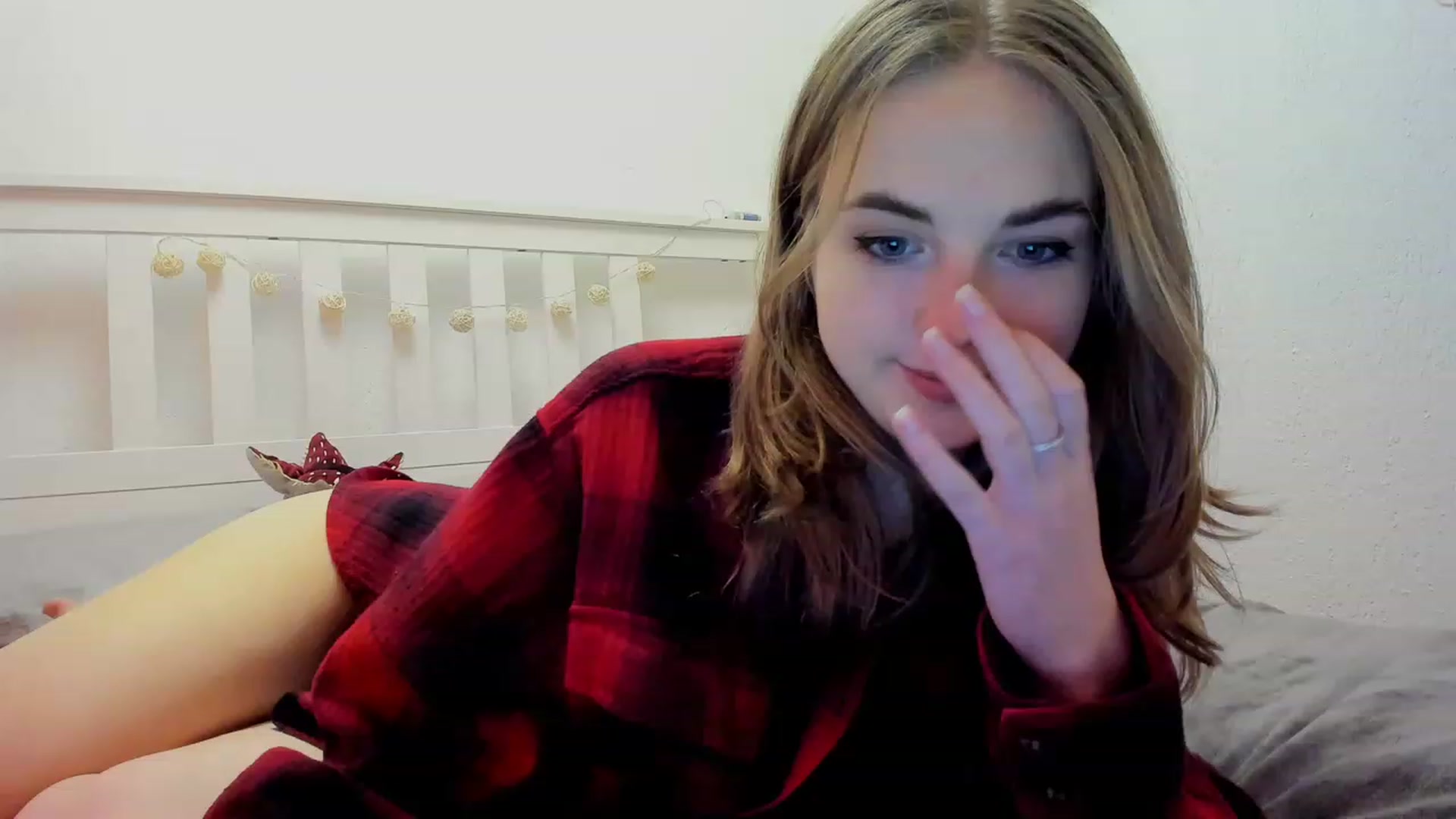 Gallery image thumbnail from Aliannaa's myfreecams stream on, 01/22/2023, 19:36 image 10 of 20