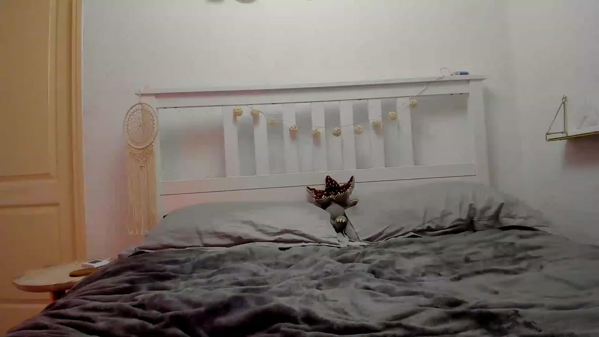 Gallery image thumbnail from Aliannaa's myfreecams stream on, 01/26/2023, 17:29 image 15 of 20