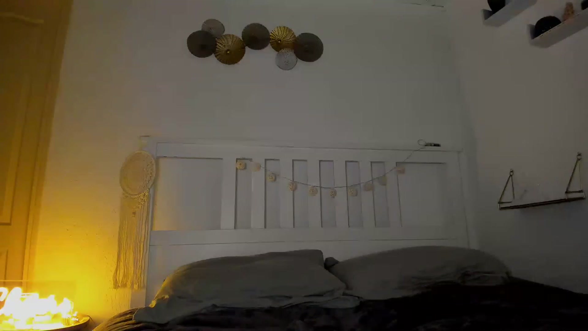 Gallery image thumbnail from Aliannaa's myfreecams stream on, 03/27/2023, 18:37 image 19 of 20