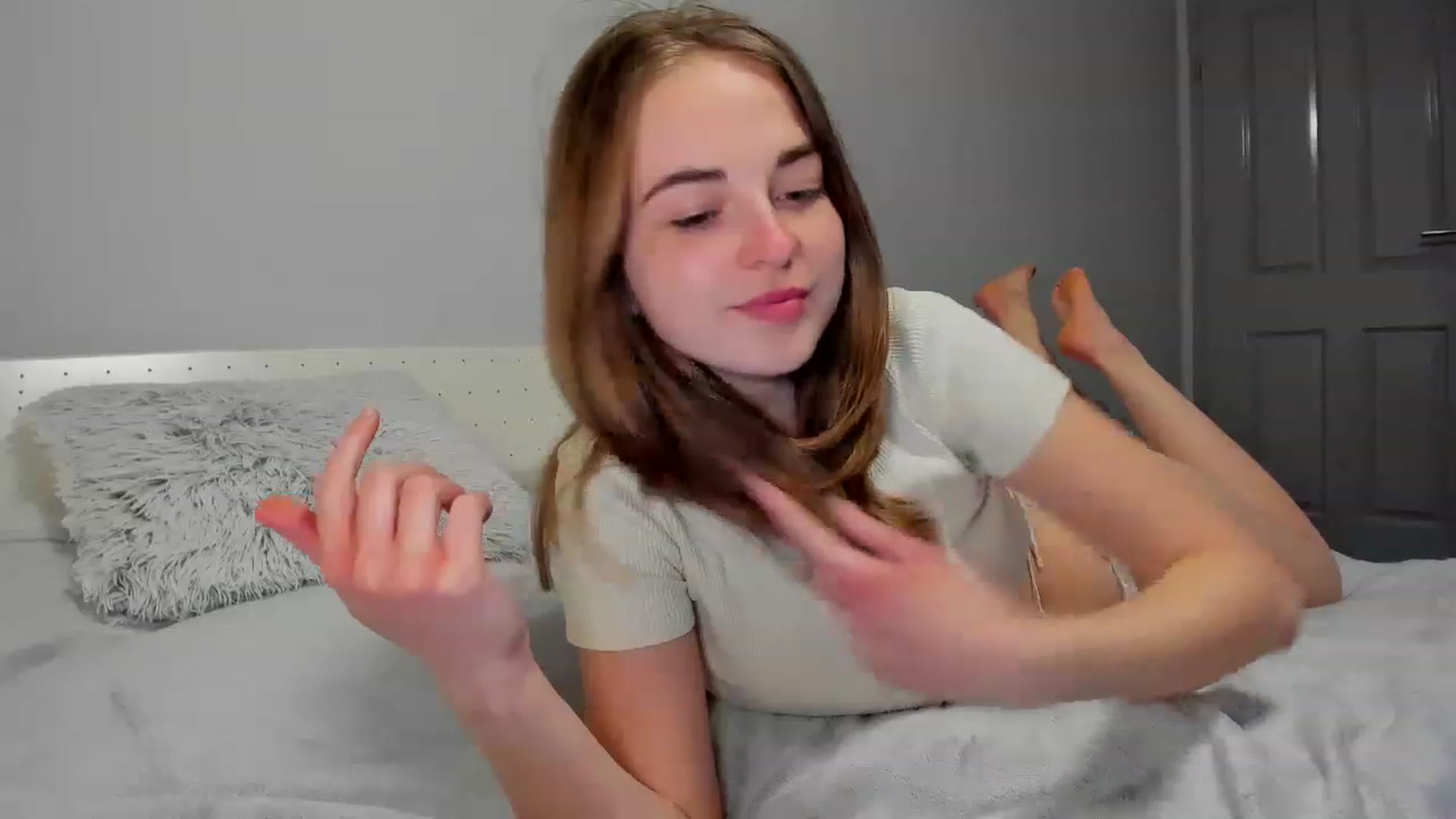 Gallery image thumbnail from Aliannaa's myfreecams stream on, 04/15/2023, 16:42 image 11 of 20