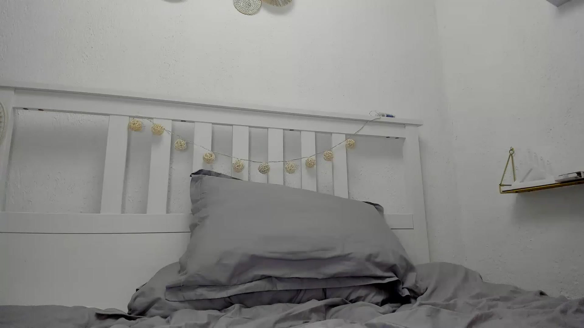 Gallery image thumbnail from Aliannaa's myfreecams stream on, 04/20/2023, 17:21 image 20 of 20