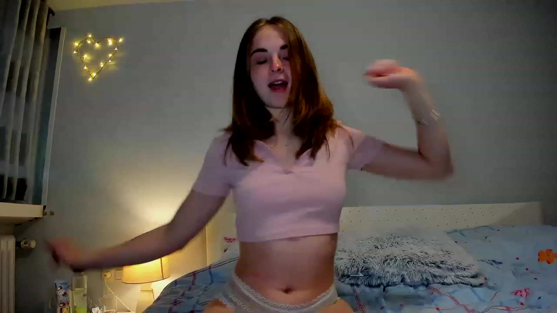 Gallery image thumbnail from Aliannaa's myfreecams stream on, 05/08/2023, 15:35 image 5 of 20