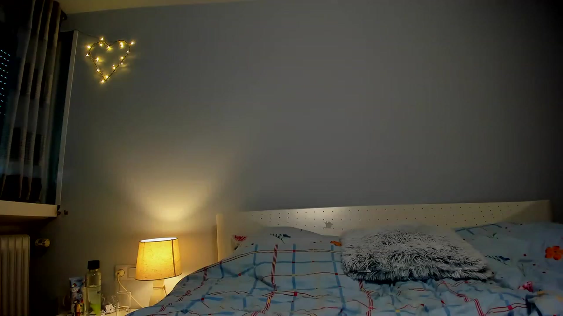 Gallery image thumbnail from Aliannaa's myfreecams stream on, 05/08/2023, 15:35 image 14 of 20