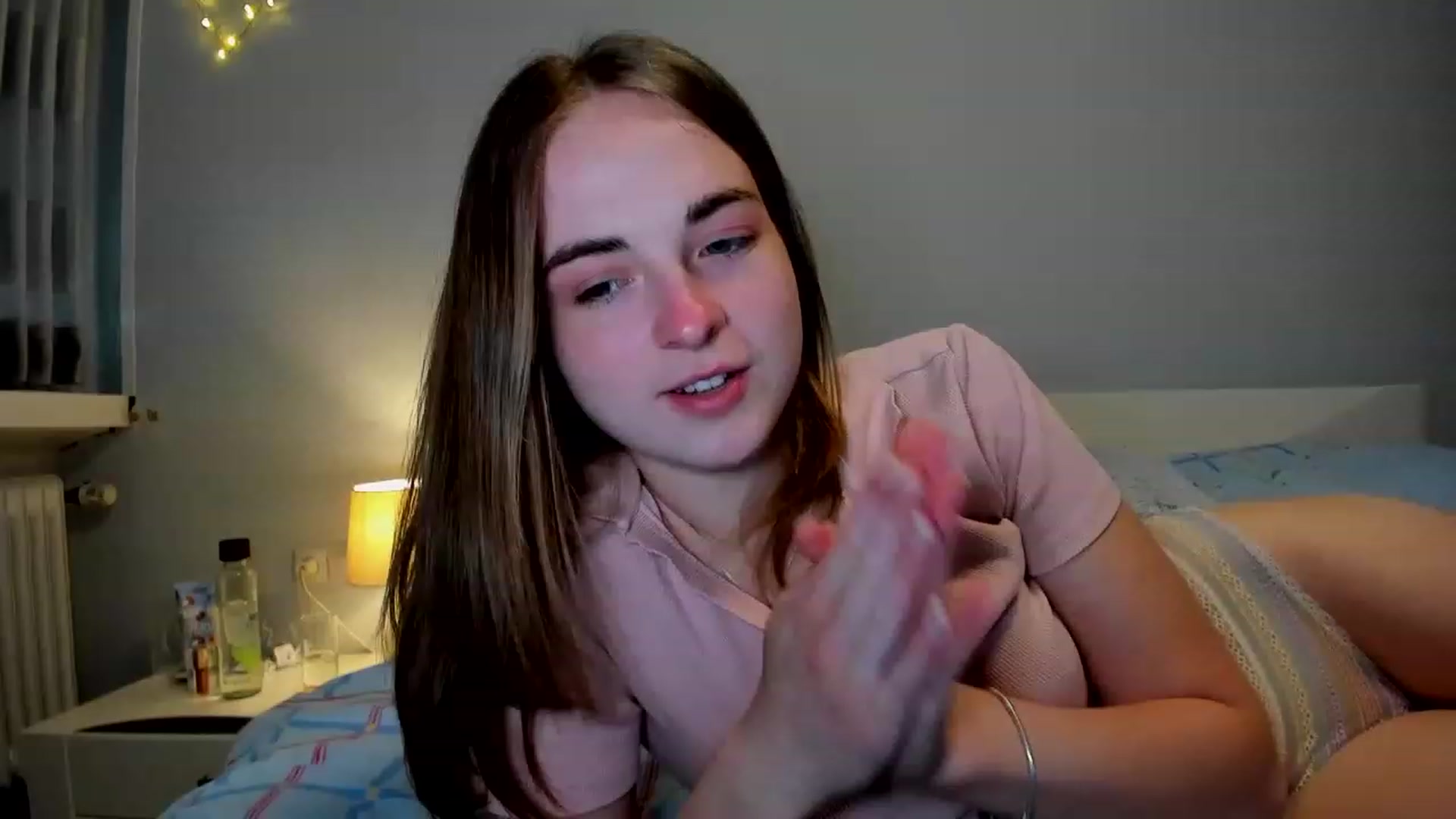 Gallery image thumbnail from Aliannaa's myfreecams stream on, 05/08/2023, 15:35 image 11 of 20