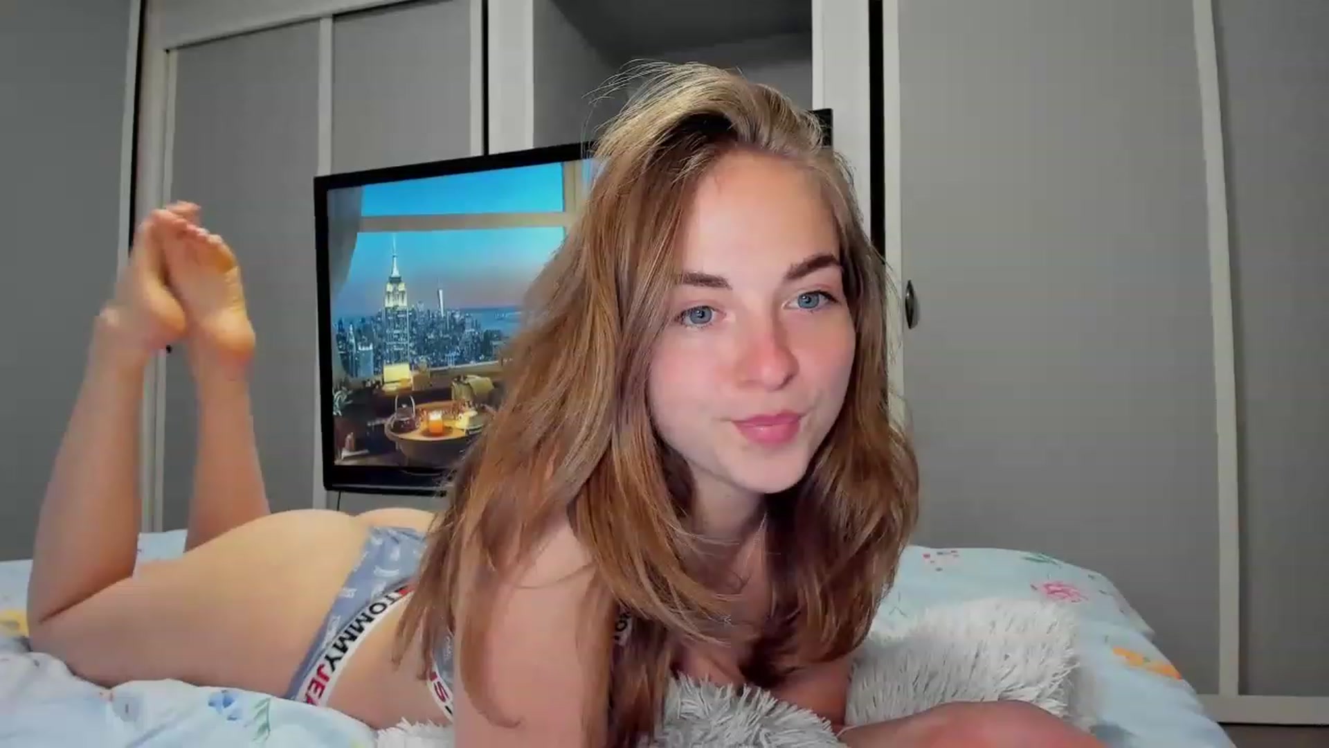 Gallery image thumbnail from Aliannaa's myfreecams stream on, 05/11/2023, 15:17 image 16 of 20