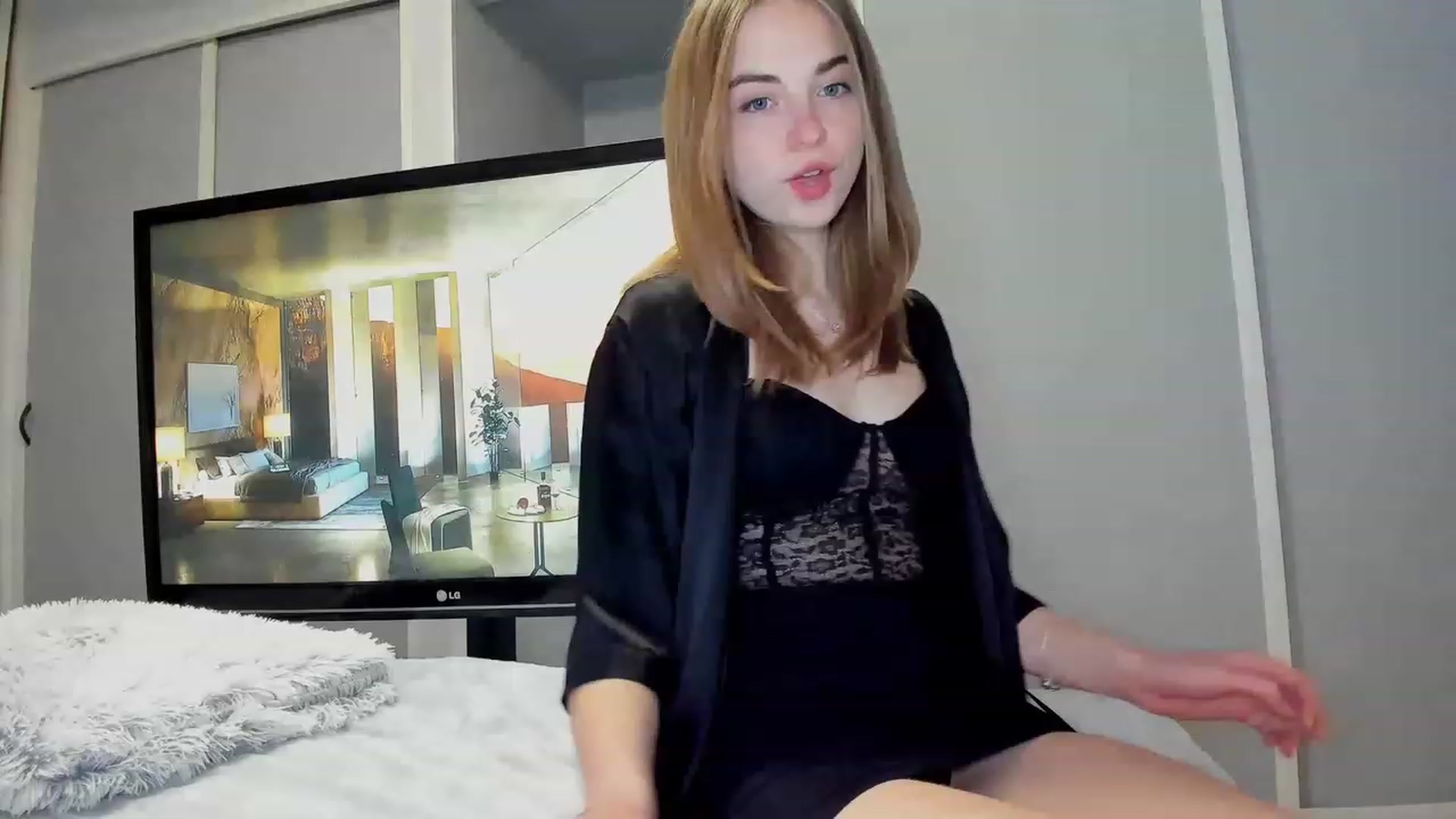Gallery image thumbnail from Aliannaa's myfreecams stream on, 05/18/2023, 13:36 image 4 of 20