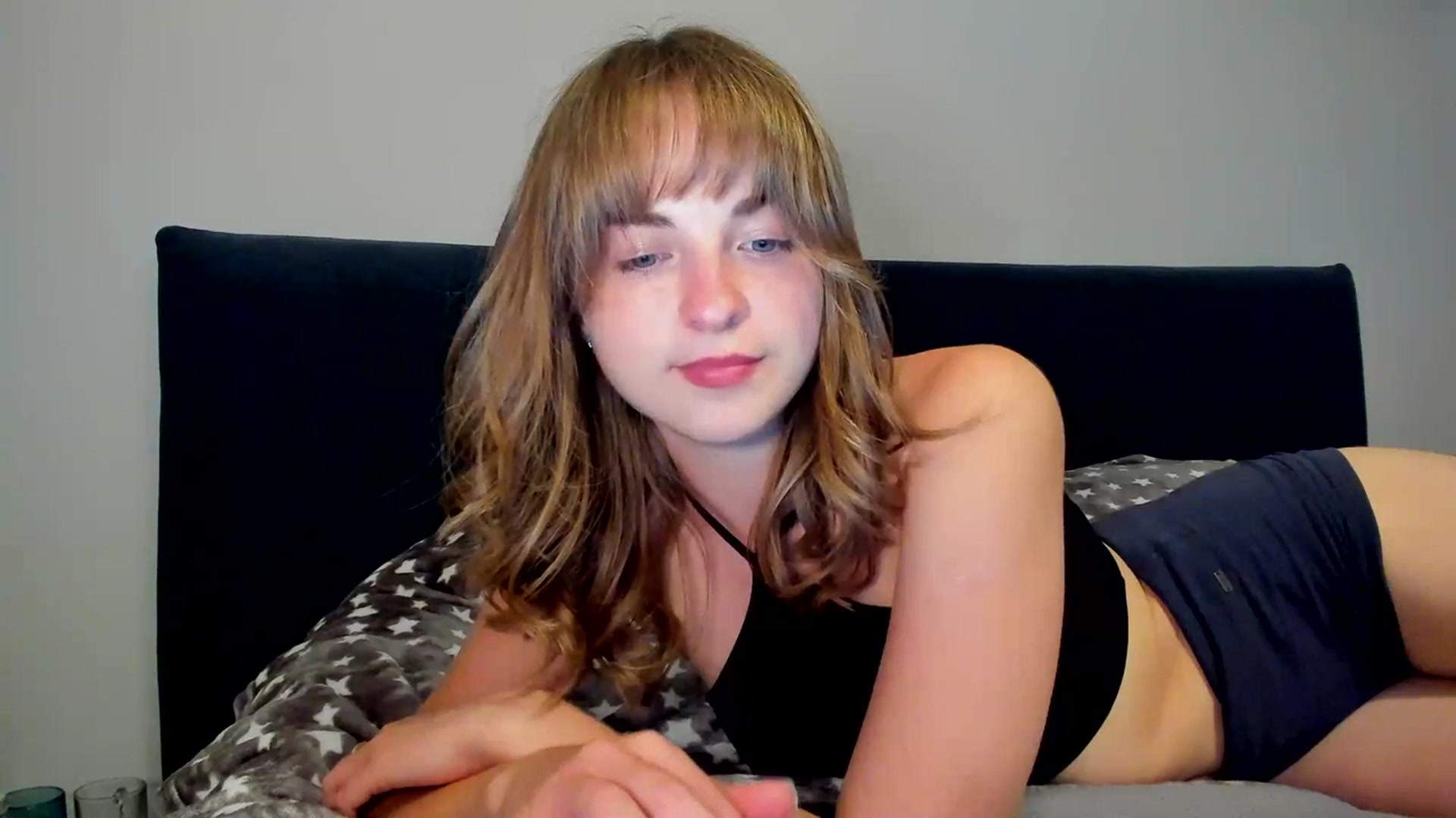 Gallery image thumbnail from Aliannaa's myfreecams stream on, 06/27/2023, 17:44 image 16 of 20
