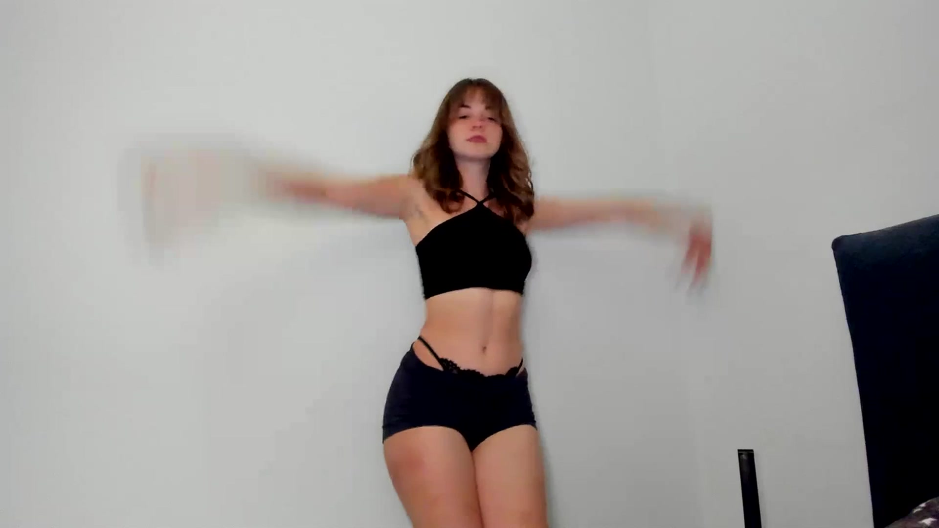 Gallery image thumbnail from Aliannaa's myfreecams stream on, 06/27/2023, 17:44 image 7 of 20