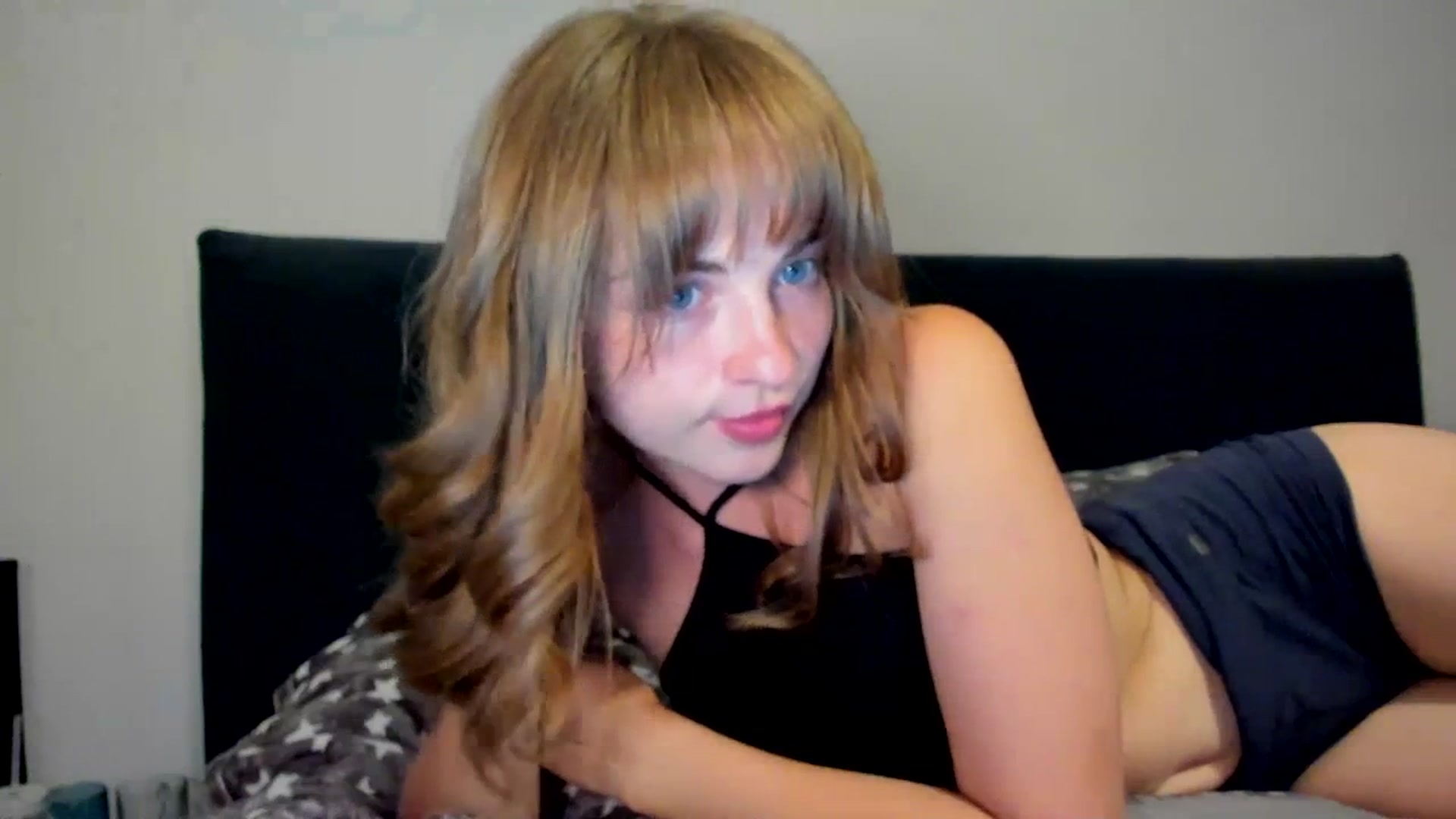 Gallery image thumbnail from Aliannaa's myfreecams stream on, 06/27/2023, 17:44 image 15 of 20