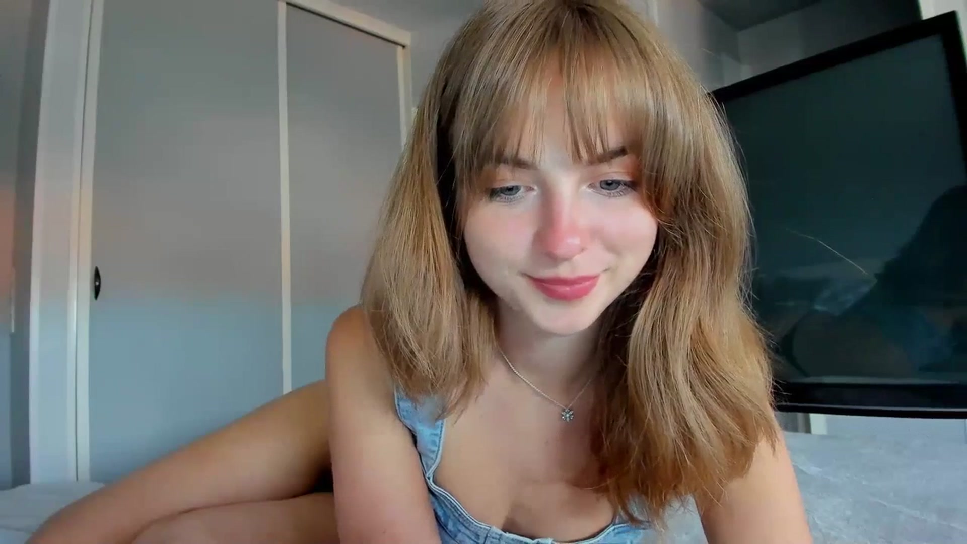 Gallery image thumbnail from Aliannaa's myfreecams stream on, 07/02/2023, 16:13 image 16 of 20
