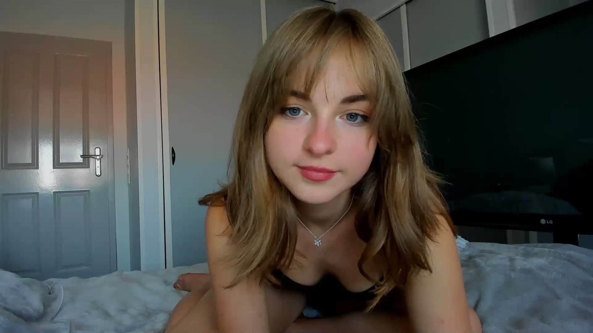 Gallery image thumbnail from Aliannaa's myfreecams stream on, 07/08/2023, 14:36 image 10 of 20