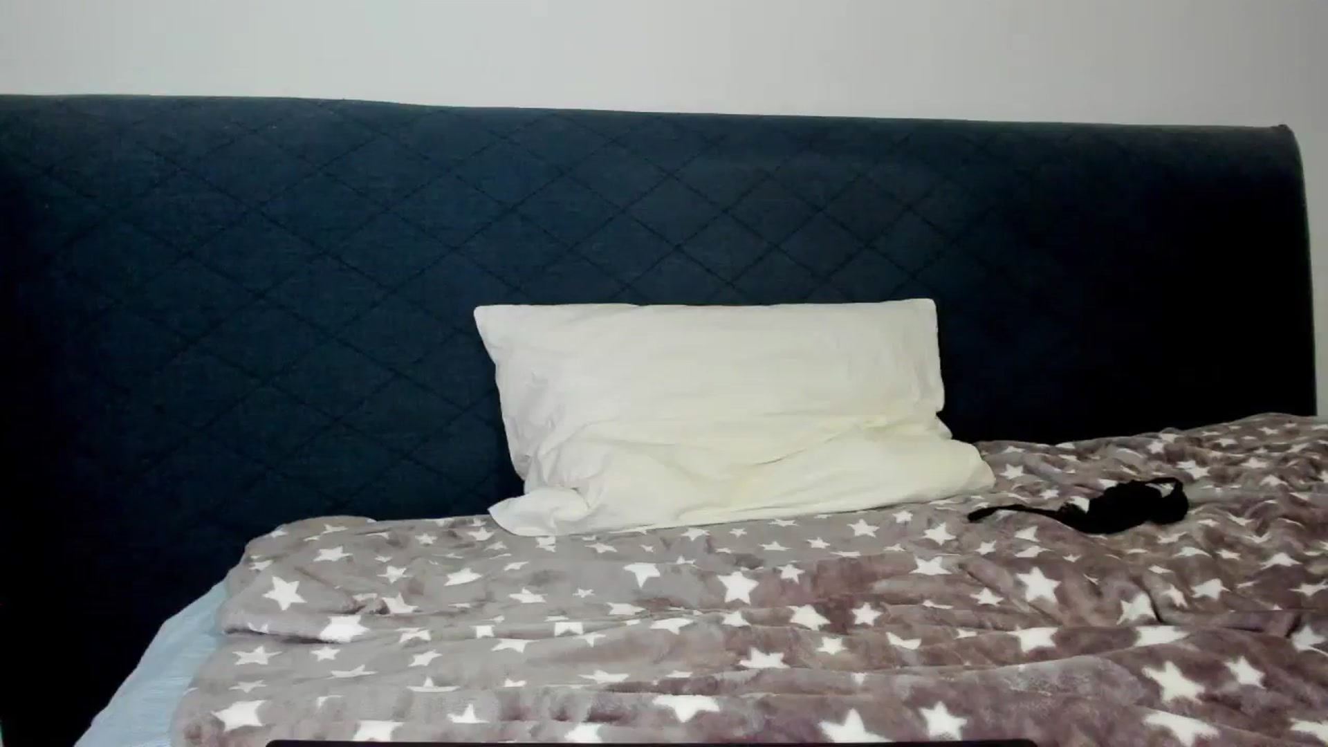 Gallery image thumbnail from Aliannaa's myfreecams stream on, 08/12/2023, 16:23 image 11 of 20