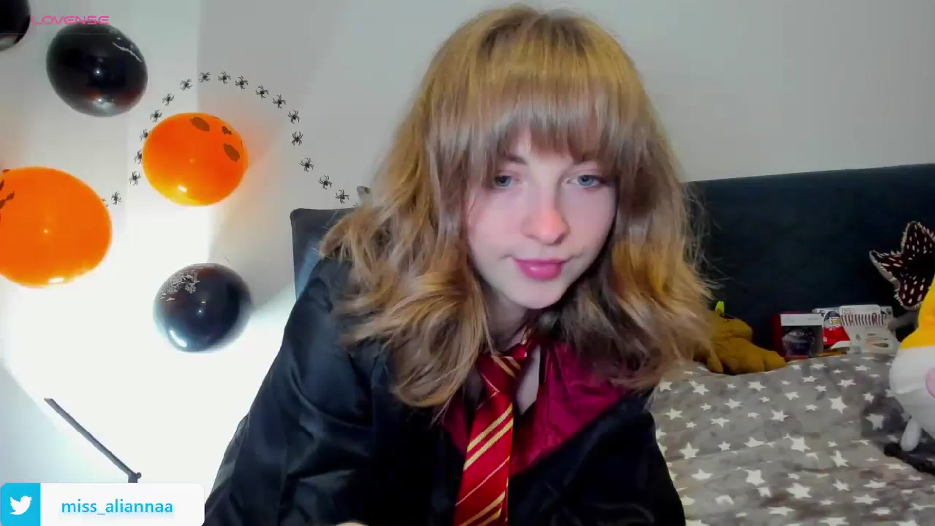 Gallery image thumbnail from Aliannaa's myfreecams stream on, 10/31/2023, 14:11 image 1 of 20