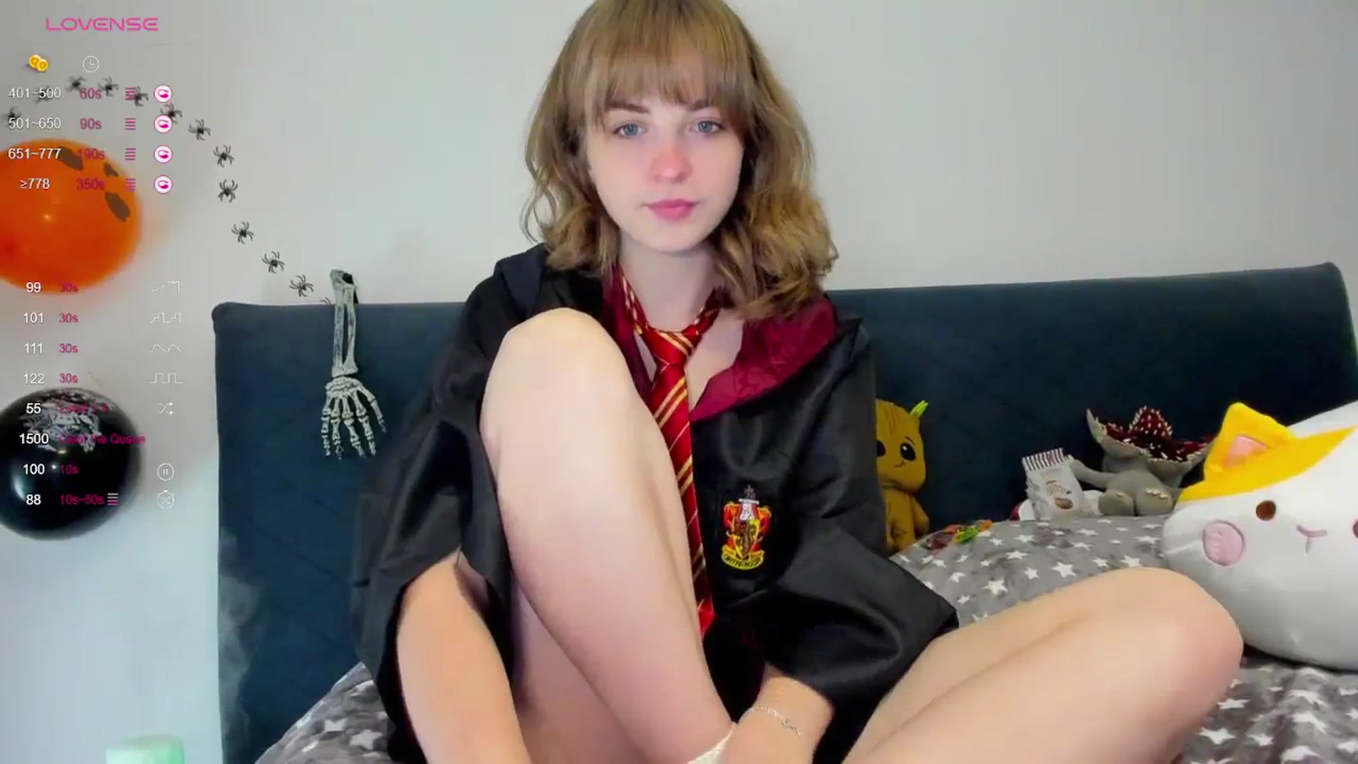 Gallery image thumbnail from Aliannaa's myfreecams stream on, 10/31/2023, 16:03 image 10 of 20