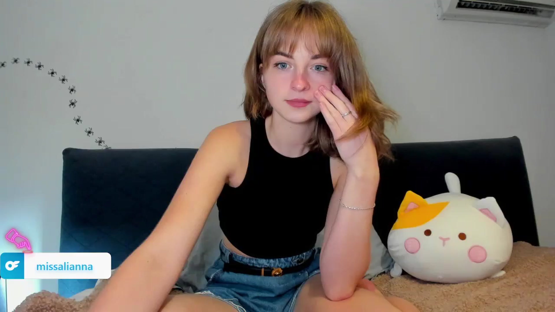 Gallery image thumbnail from Aliannaa's myfreecams stream on, 11/04/2023, 18:34 image 4 of 20