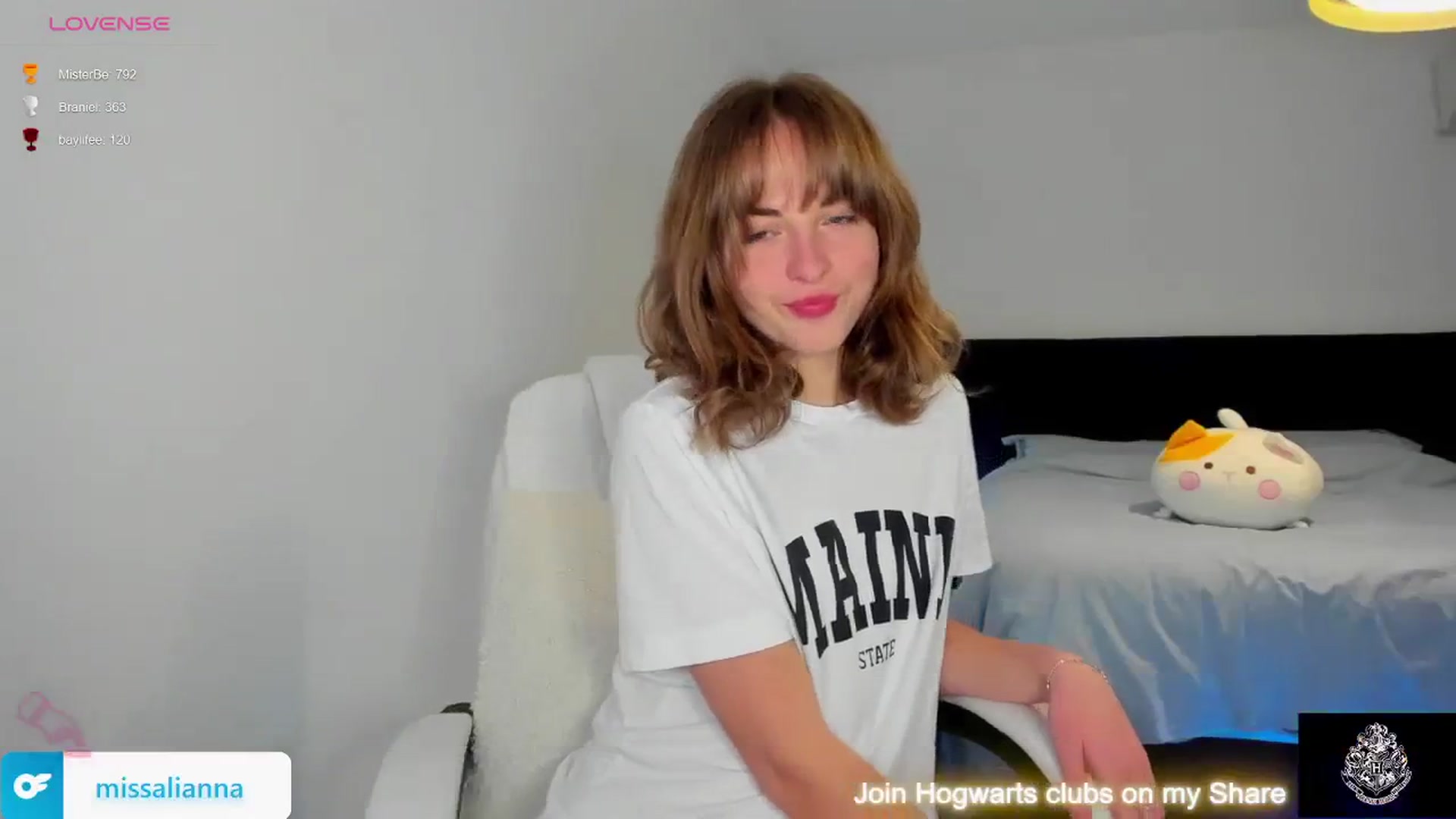 Gallery image thumbnail from Aliannaa's myfreecams stream on, 11/19/2023, 20:42 image 8 of 20