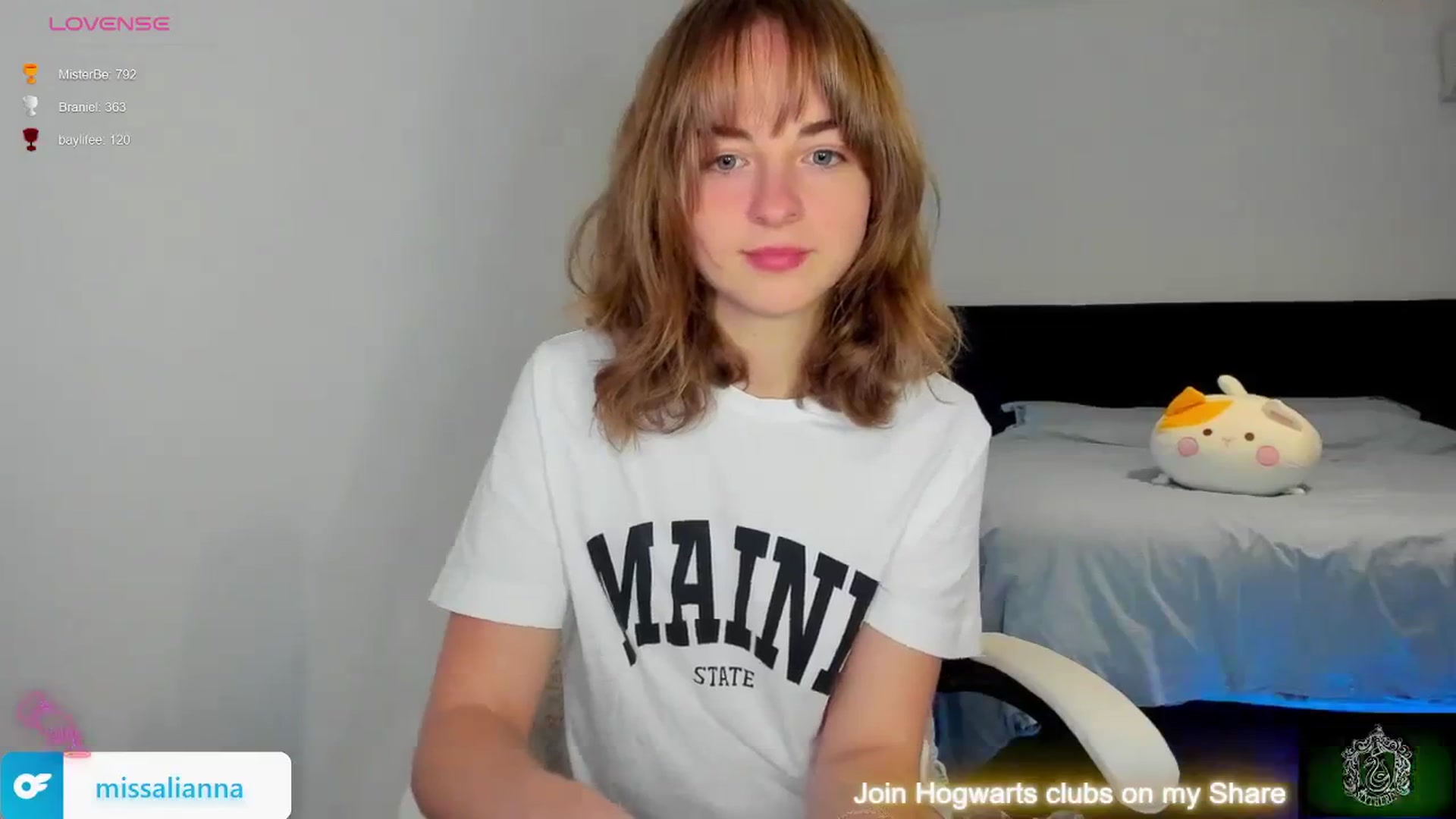 Gallery image thumbnail from Aliannaa's myfreecams stream on, 11/19/2023, 20:42 image 9 of 20