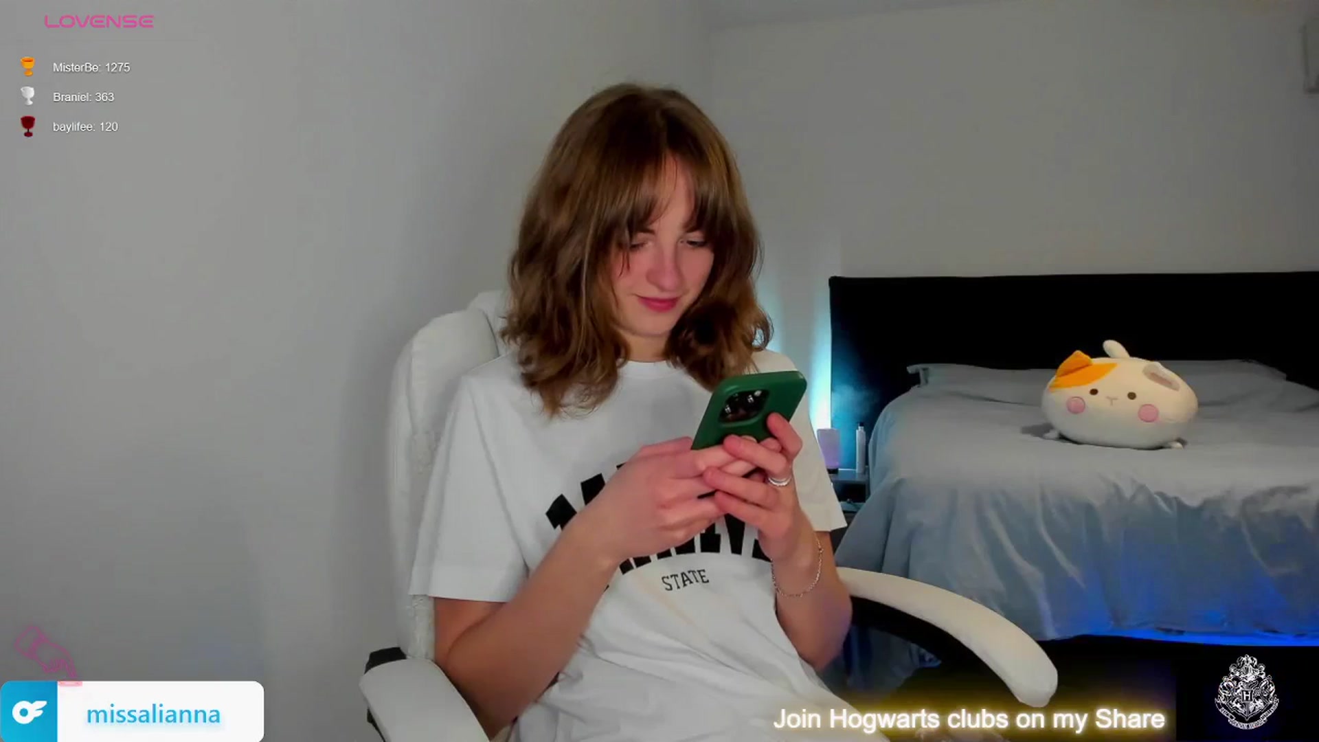 Gallery image thumbnail from Aliannaa's myfreecams stream on, 11/19/2023, 20:42 image 10 of 20