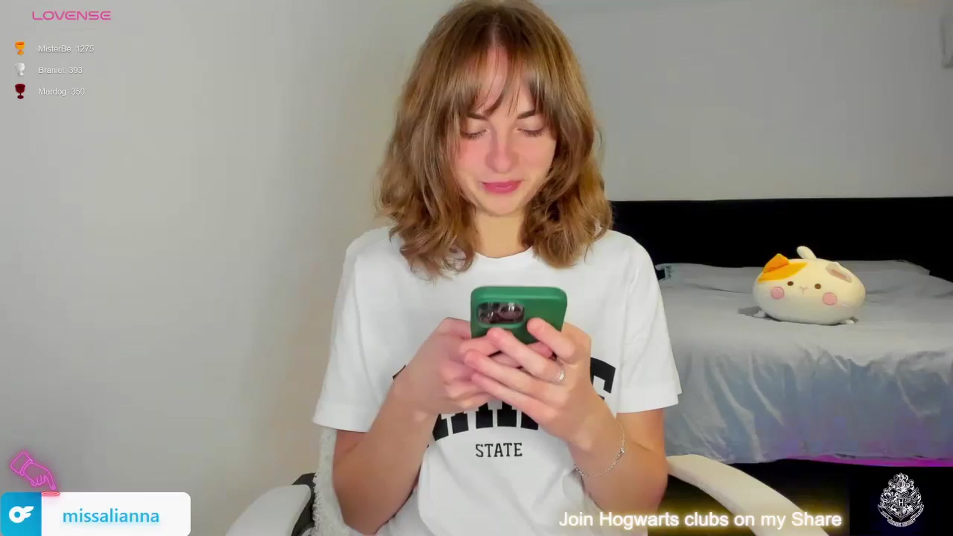 Gallery image thumbnail from Aliannaa's myfreecams stream on, 11/19/2023, 20:42 image 15 of 20