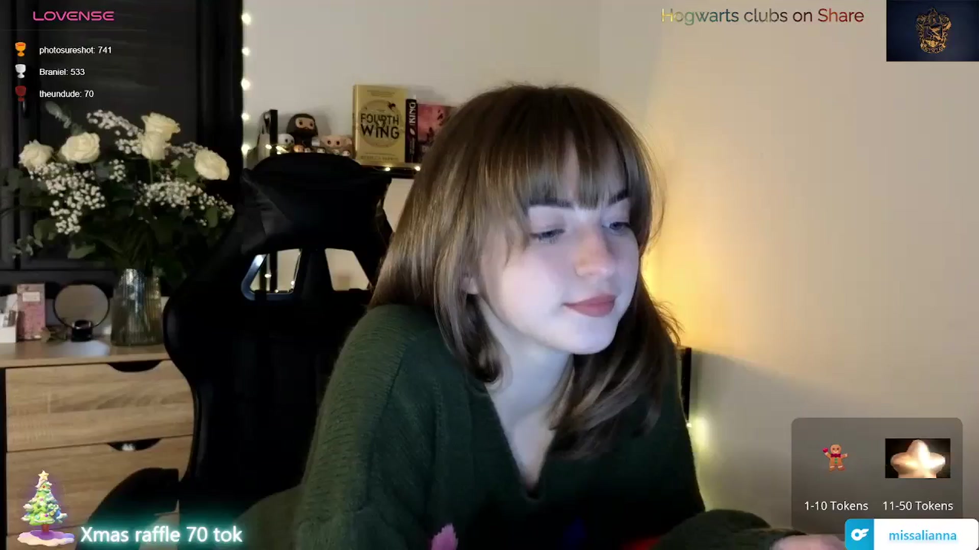 Gallery image thumbnail from Aliannaa's myfreecams stream on, 12/22/2023, 19:10 image 2 of 20
