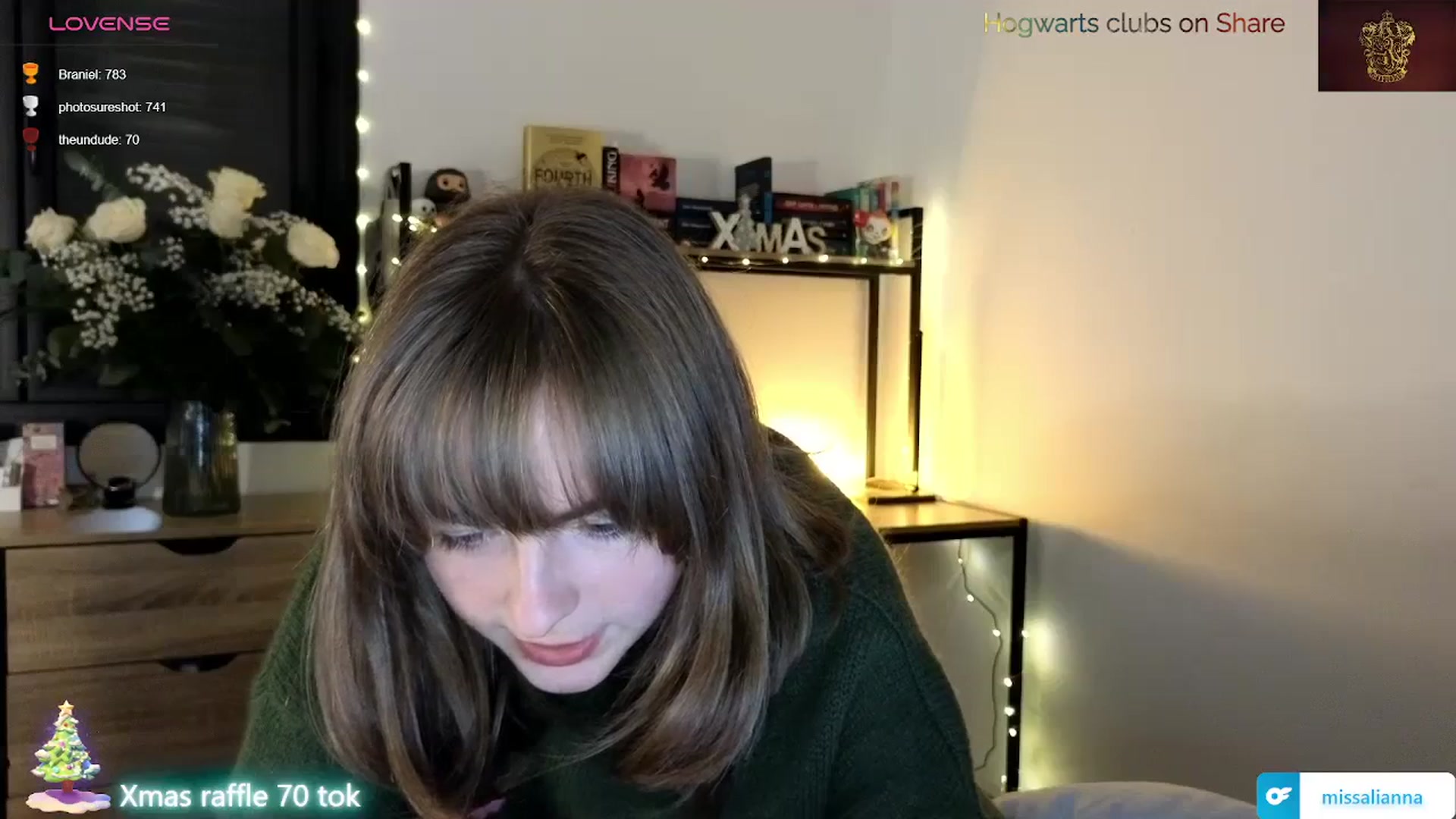 Gallery image thumbnail from Aliannaa's myfreecams stream on, 12/22/2023, 19:10 image 11 of 20