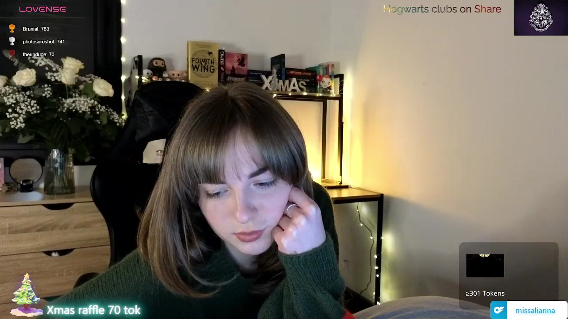 Gallery image thumbnail from Aliannaa's myfreecams stream on, 12/22/2023, 19:10 image 20 of 20